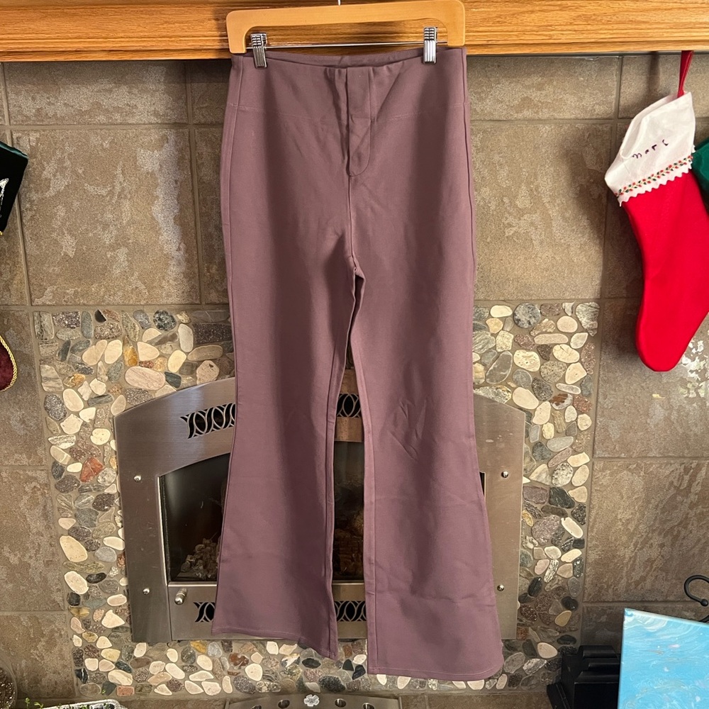 HALARA Mauve Flared Pants